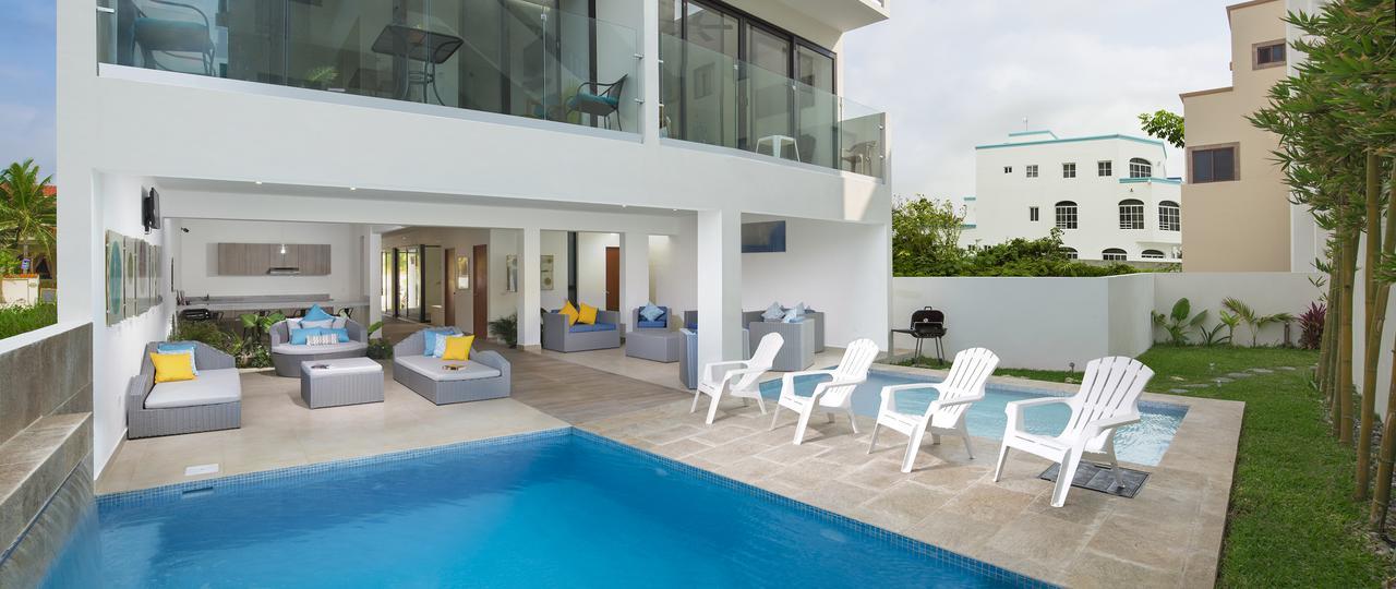 بويرتو موريلوس Velas Condos City And Pool View المظهر الخارجي الصورة